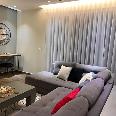 Gjiri Lalezit Swimming Pool Lalez