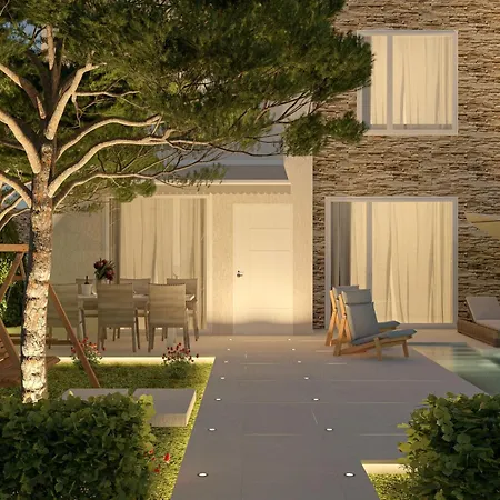 Gjiri Lalezit Swimming Pool * Lalez