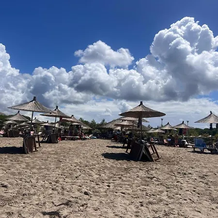 Gjiri Lalezit Swimming Pool *