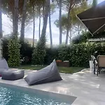 Gjiri Lalezit Swimming Pool * Lalez