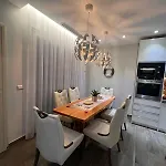 Gjiri Lalezit Swimming Pool Вилла *