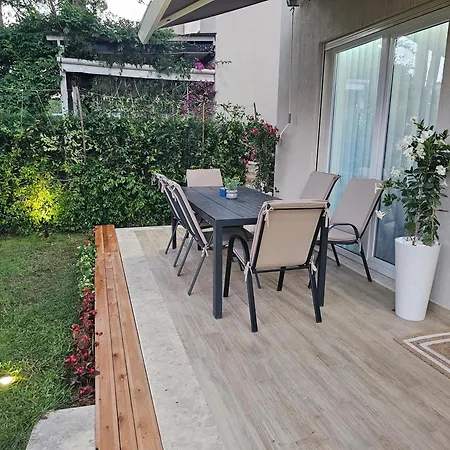 Gjiri Lalezit Swimming Pool Вилла *